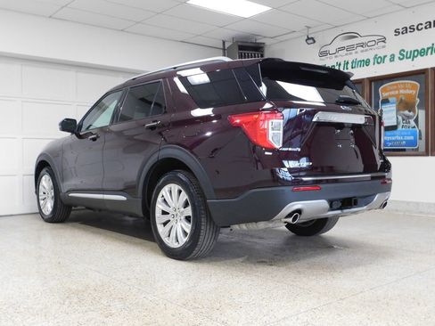 Used 2023 Ford Explorer Limited w/ Class IV Trailer Tow Package AWD/4WD image 8
