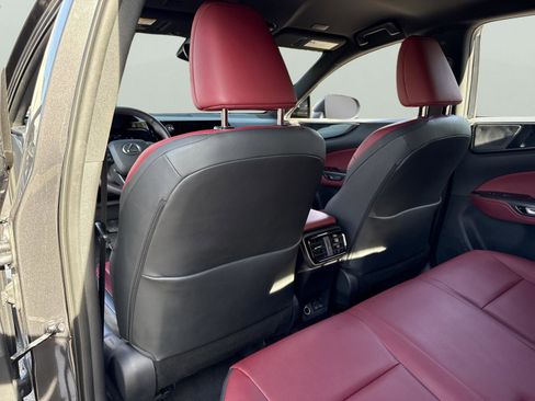 Used 2025 Lexus NX 250 FWD w/ Towing Package (2000 Lbs) image 25