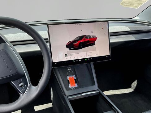 Used 2024 Tesla Model 3 Long Range RWD image 9