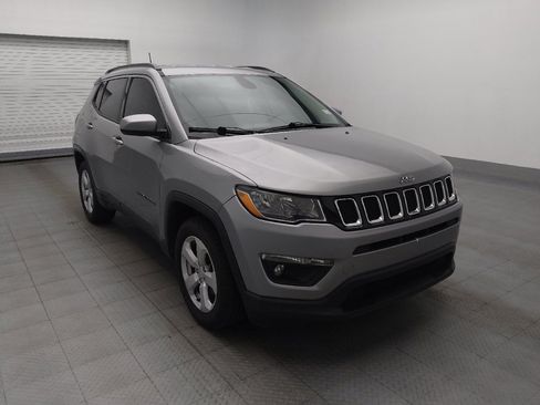 Used 2020 Jeep Compass Latitude FWD image 13