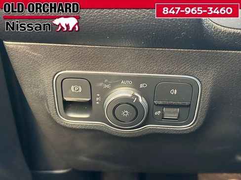 Used 2022 Mercedes-Benz EQB 350 350 image 19