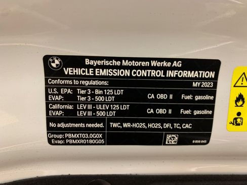 Used 2023 BMW X5 xDrive40i w/ M Sport Package AWD/4WD image 79