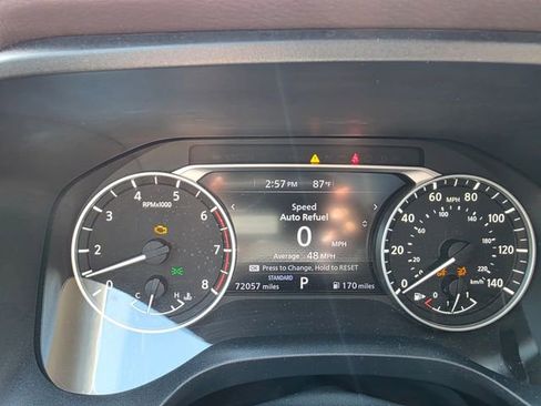 Used 2022 Nissan Rogue SV w/ SV Premium Package image 16