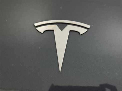 Used 2023 Tesla Model 3 Performance image 22