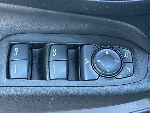 Used 2022 Chevrolet Equinox LT image 11