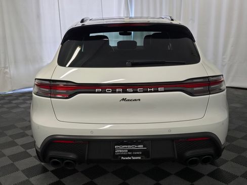Certified 2026 Porsche Macan AWD/4WD image 6