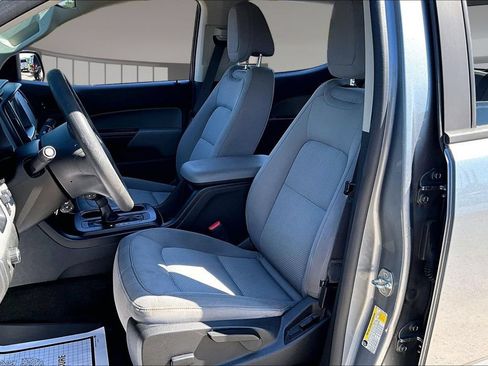 Used 2018 Chevrolet Colorado W/T RWD image 21