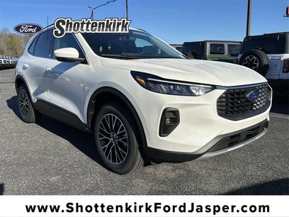 New 2025 Ford Escape SE