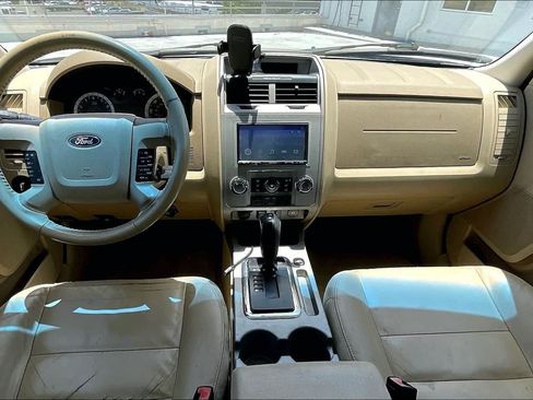 Used 2011 Ford Escape XLT w/ 203A Rapid Spec Order Code AWD/4WD image 10