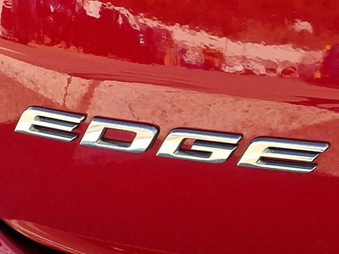 Used 2020 Ford Edge ST w/ Cold Weather Package AWD/4WD image 29