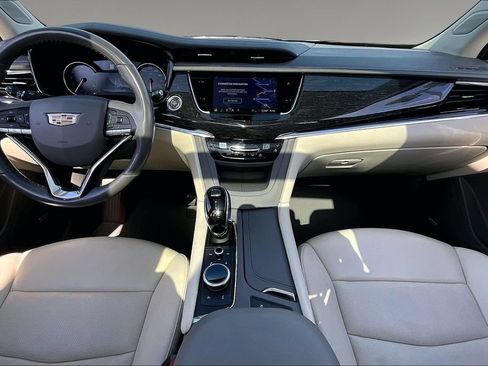 Certified 2023 Cadillac XT6 Premium Luxury AWD/4WD image 15