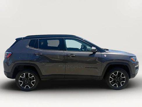 Used 2020 Jeep Compass Trailhawk AWD/4WD image 8