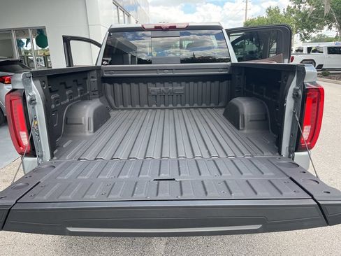 Used 2026 GMC Sierra 1500 Denali w/ Denali Reserve Package AWD/4WD image 22