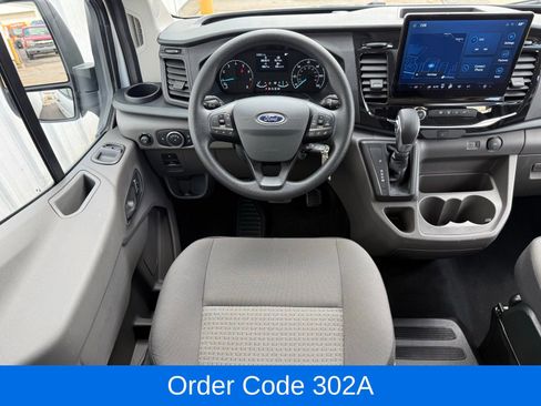 Used 2025 Ford Transit 350 XLT image 22