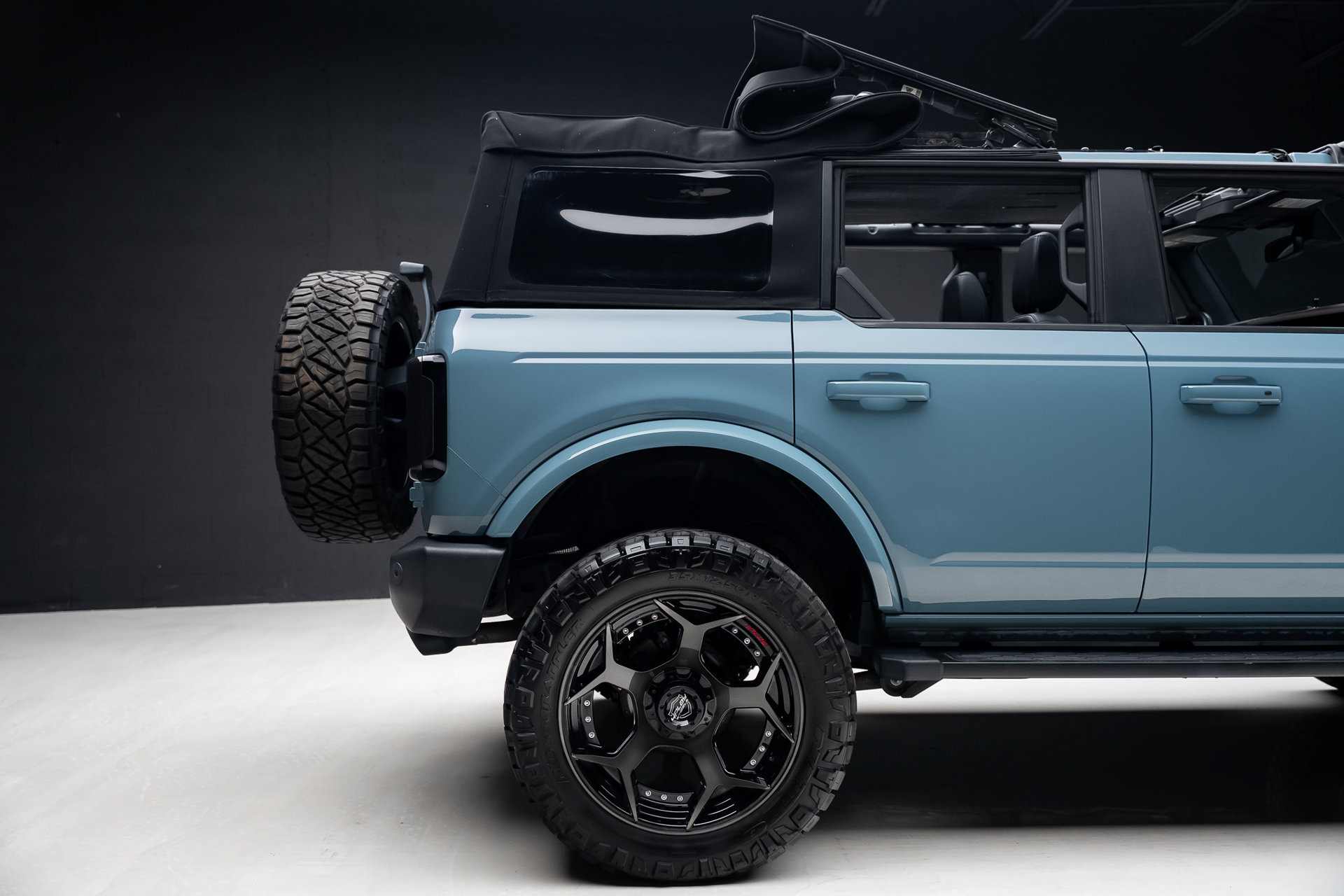 Used 2023 Ford Bronco Outer Banks AWD/4WD image 43