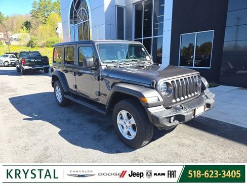 Certified 2022 Jeep Wrangler Unlimited Sport AWD/4WD image 1