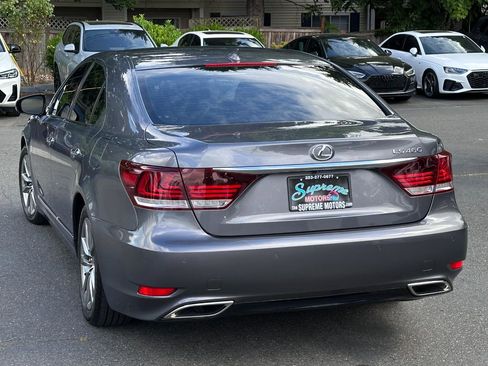 Used 2016 Lexus LS 460 w/ Comfort Package RWD image 5