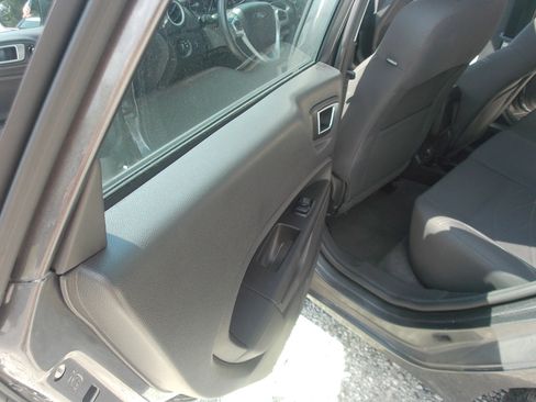 Used 2016 Ford Fiesta SE FWD image 21