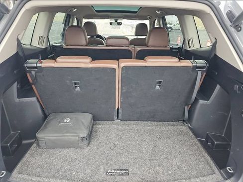 Used 2023 Volkswagen Atlas SE w/ Panoramic Sunroof Package AWD/4WD image 5