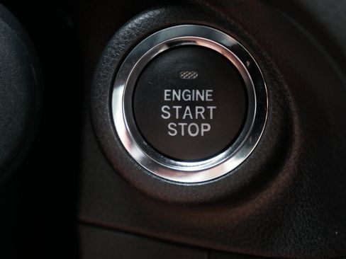 Used 2023 Subaru Forester Premium AWD/4WD image 28