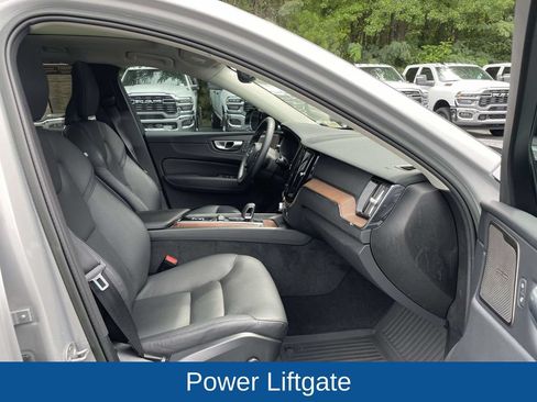 Used 2023 Volvo XC60 T8 Plus w/ Climate Package AWD/4WD image 15