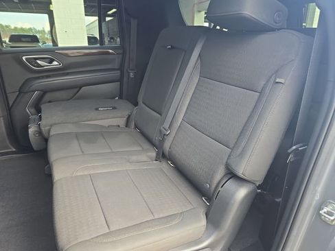 Used 2022 GMC Yukon XL SLE w/ Gmc Pro Safety Plus Package image 14