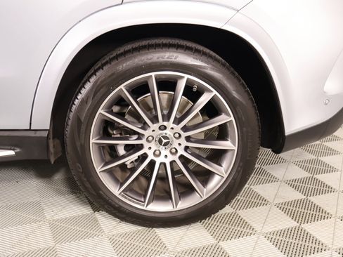 Used 2024 Mercedes-Benz GLE 450 4MATIC image 19
