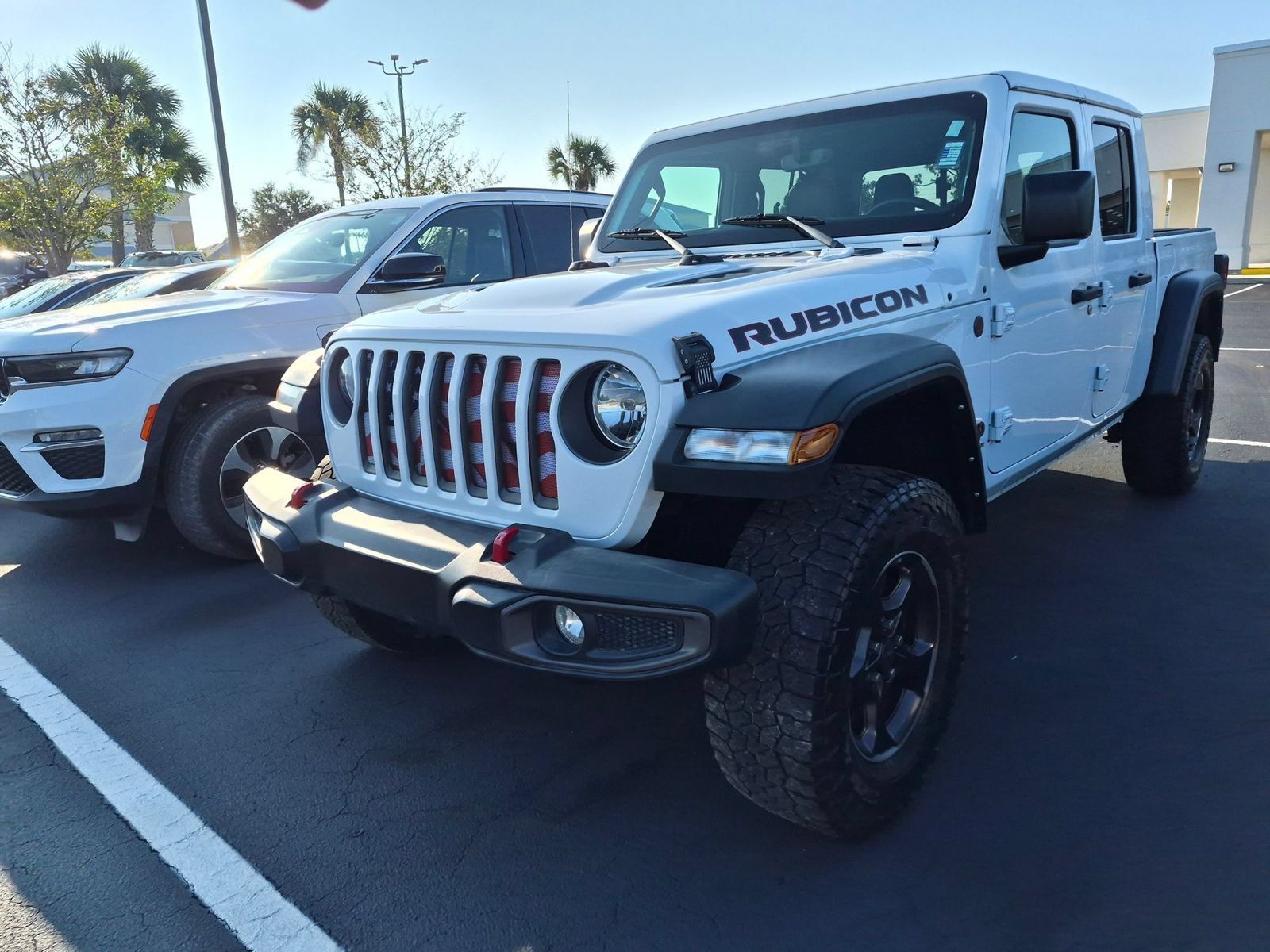 Used 2023 Jeep Gladiator Rubicon w/ Cold Weather Group AWD/4WD image 1