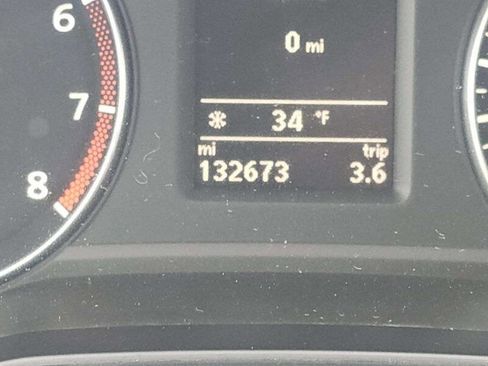 Used 2014 Volkswagen Passat 1.8T SE image 10