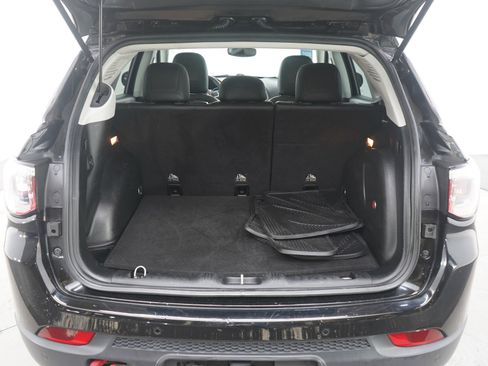 Used 2017 Jeep Compass Trailhawk w/ Leather Interior Group image 16
