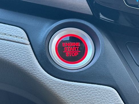 Certified 2025 Honda Odyssey EX-L image 33