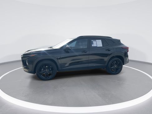 Certified 2025 Chevrolet Trax ACTIV w/ Driver Confidence Package image 6