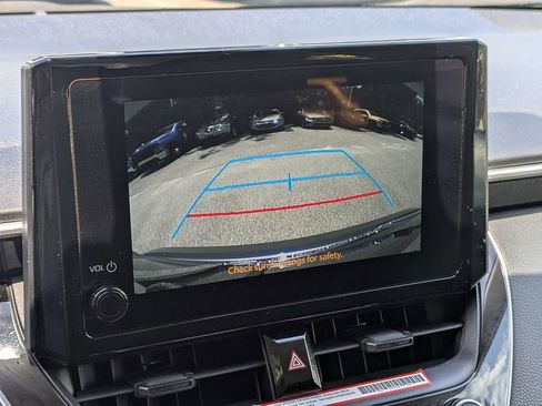 Used 2025 Toyota Corolla LE FWD image 20