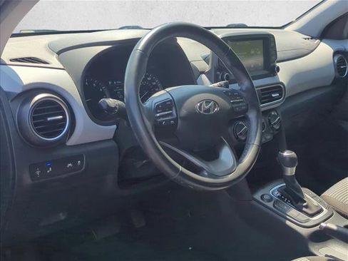 Used 2020 Hyundai Kona SEL FWD image 9