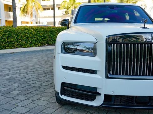 Used 2023 Rolls-Royce Cullinan Black Badge w/ Driver's Package AWD/4WD image 4