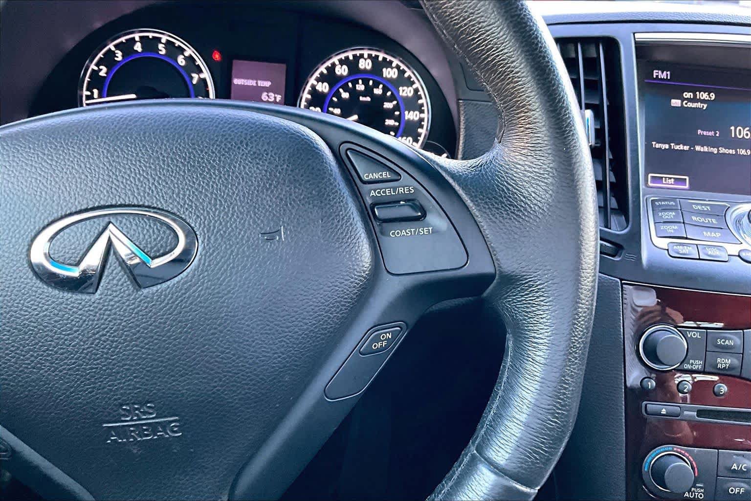 Used 2015 INFINITI Q60 AWD Coupe w/ Premium Package image 24