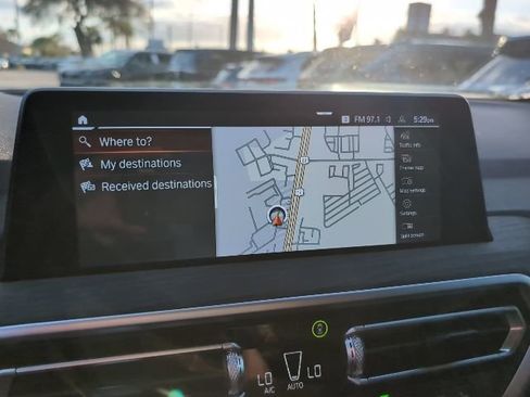 Used 2024 BMW X3 sDrive30i w/ Convenience Package image 17