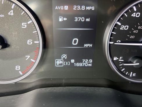 Used 2024 Subaru Crosstrek 2.0i Premium image 62