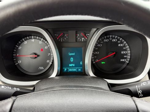 Used 2011 Chevrolet Equinox LT w/ Driver Convenience Package image 17