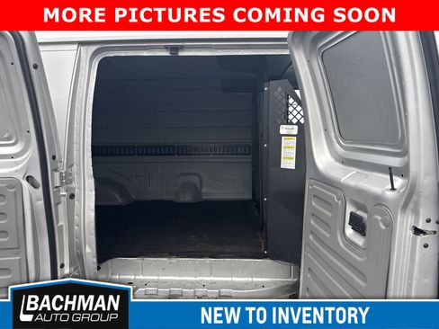 Used 2011 Ford E-250 and Econoline 250 Commercial w/ PWR Group image 7