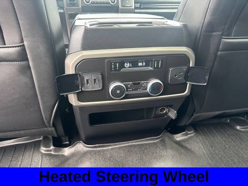 Used 2020 Ford Expedition XLT w/ Equipment Group 202A AWD/4WD image 21