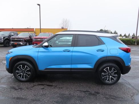New 2025 Chevrolet TrailBlazer ACTIV w/ Driver Confidence Package AWD/4WD image 4