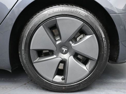 Used 2021 Tesla Model 3 Long Range image 9