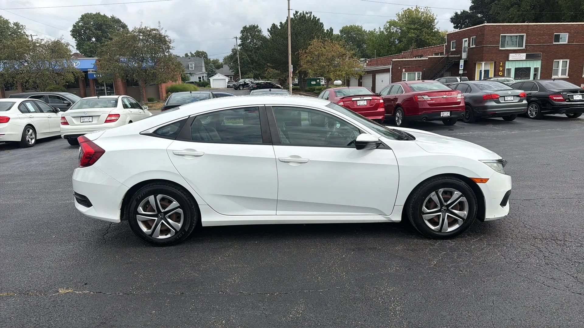 Used 2016 Honda Civic LX image 4