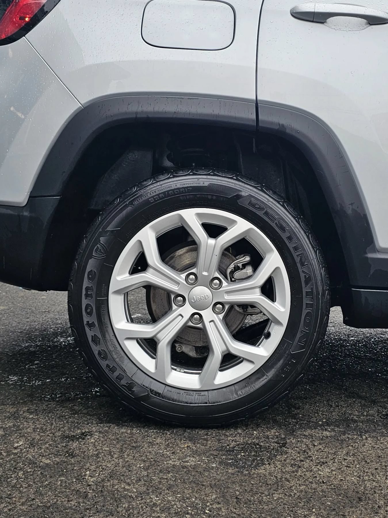 Used 2024 Jeep Compass Latitude AWD/4WD image 6
