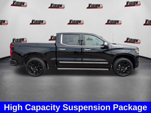 Used 2023 Chevrolet Silverado 1500 High Country w/ High Country Premium Package AWD/4WD image 8