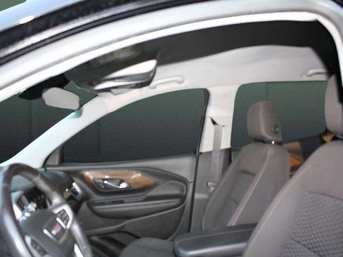 Used 2018 GMC Terrain SLE w/ Driver Convenience Package image 15