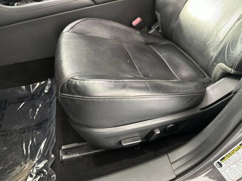 Used 2020 MAZDA MAZDA3 Sedan w/ Premium Package FWD image 12