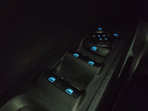 Used 2020 Ford Fusion SE FWD image 27