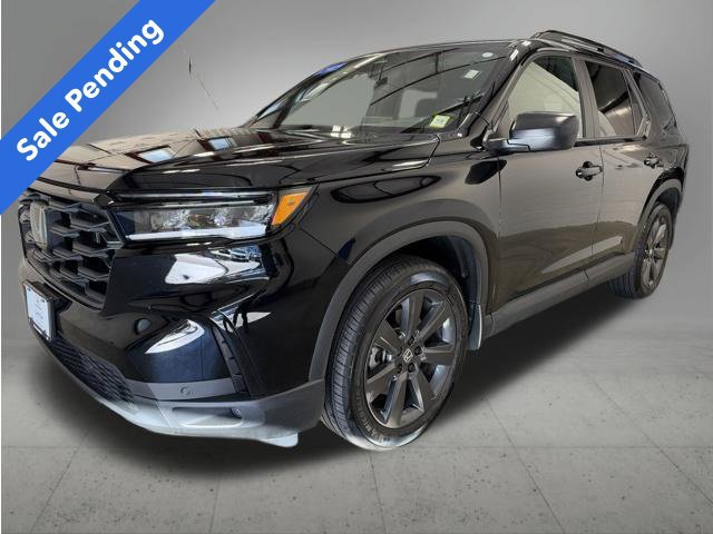 Certified 2025 Honda Pilot Sport image 1